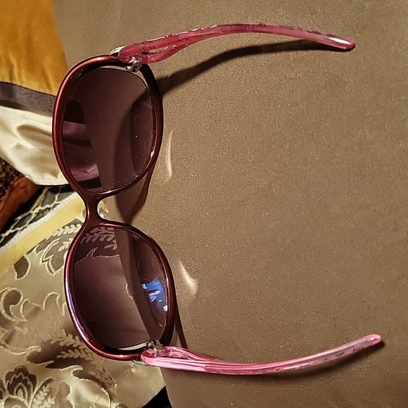 Pink Barbiecore Rhinestone Sunglasses 👓 - Picture 7 of 8